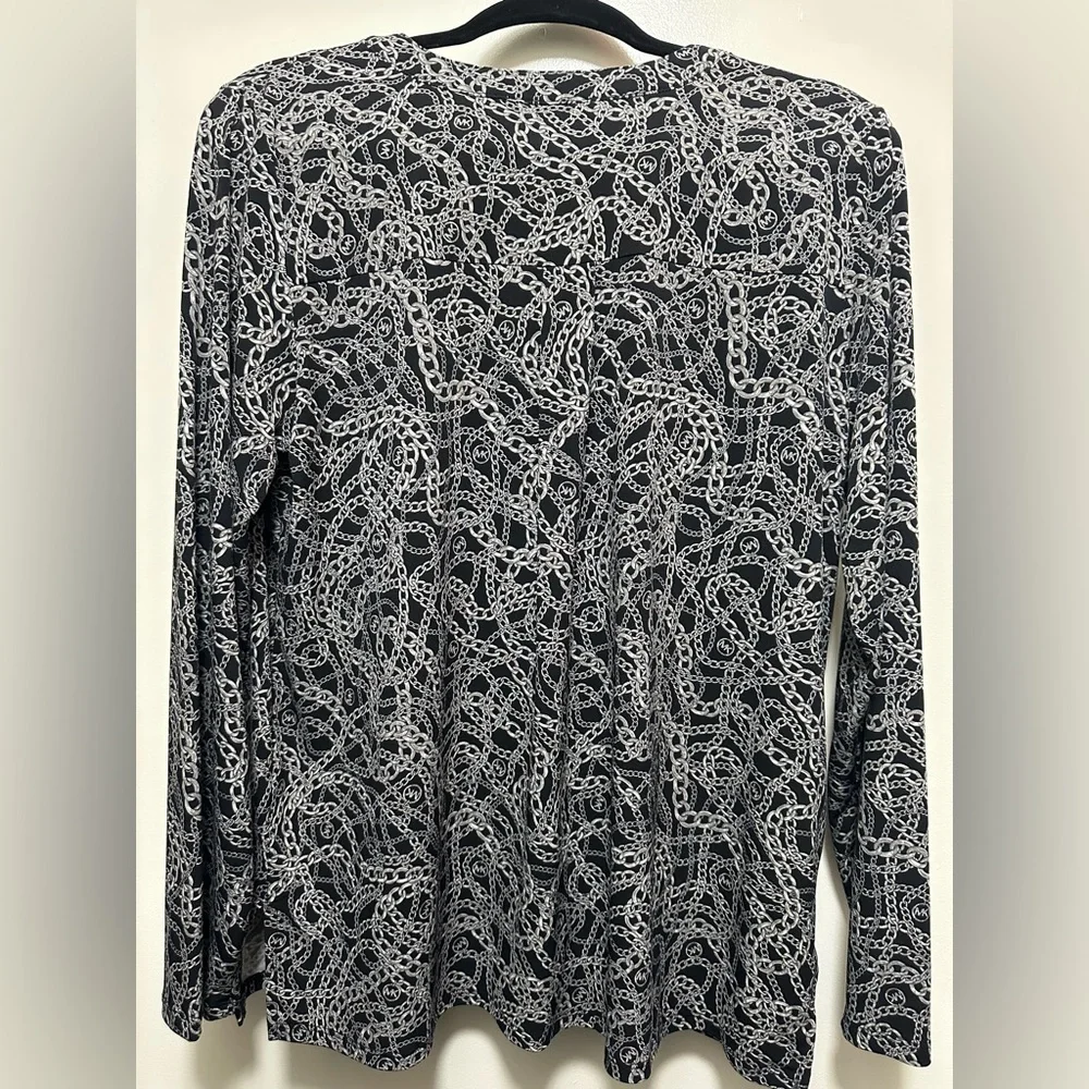 Michael Kors Chain Patterned Top in Black and White - Picture 5 of 8